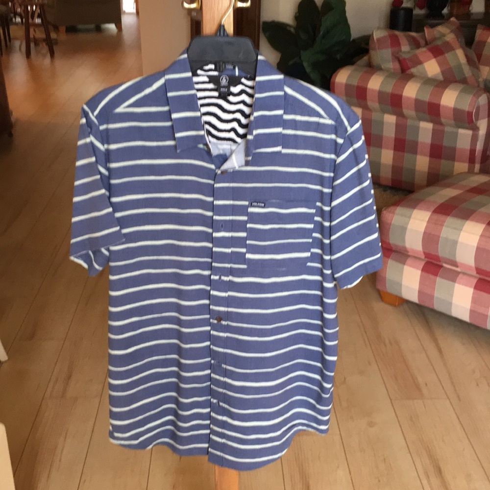 Men’s Volcom casual shirt blue/grey in Med